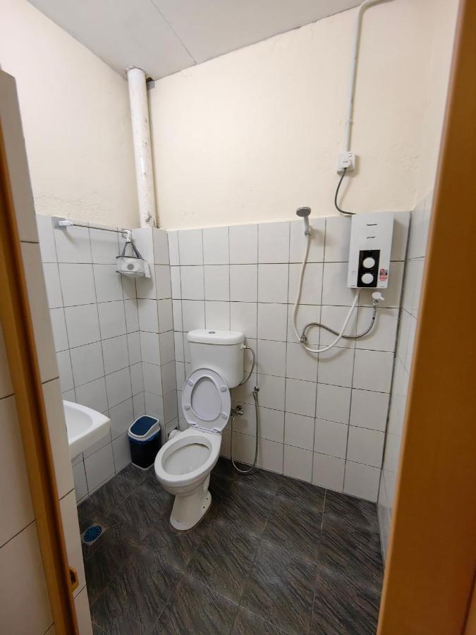 22A Hostel George Town Bagian luar foto
