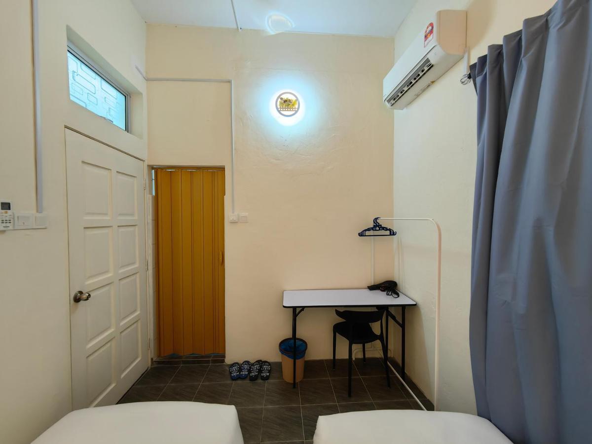 22A Hostel George Town Bagian luar foto