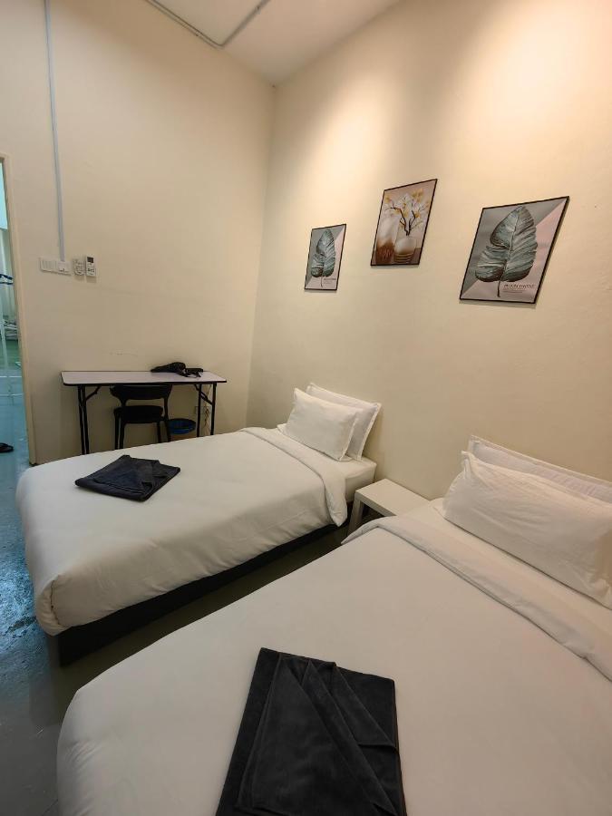 22A Hostel George Town Bagian luar foto