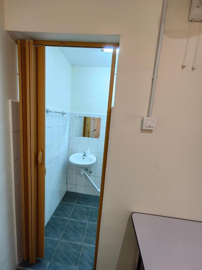 22A Hostel George Town Bagian luar foto