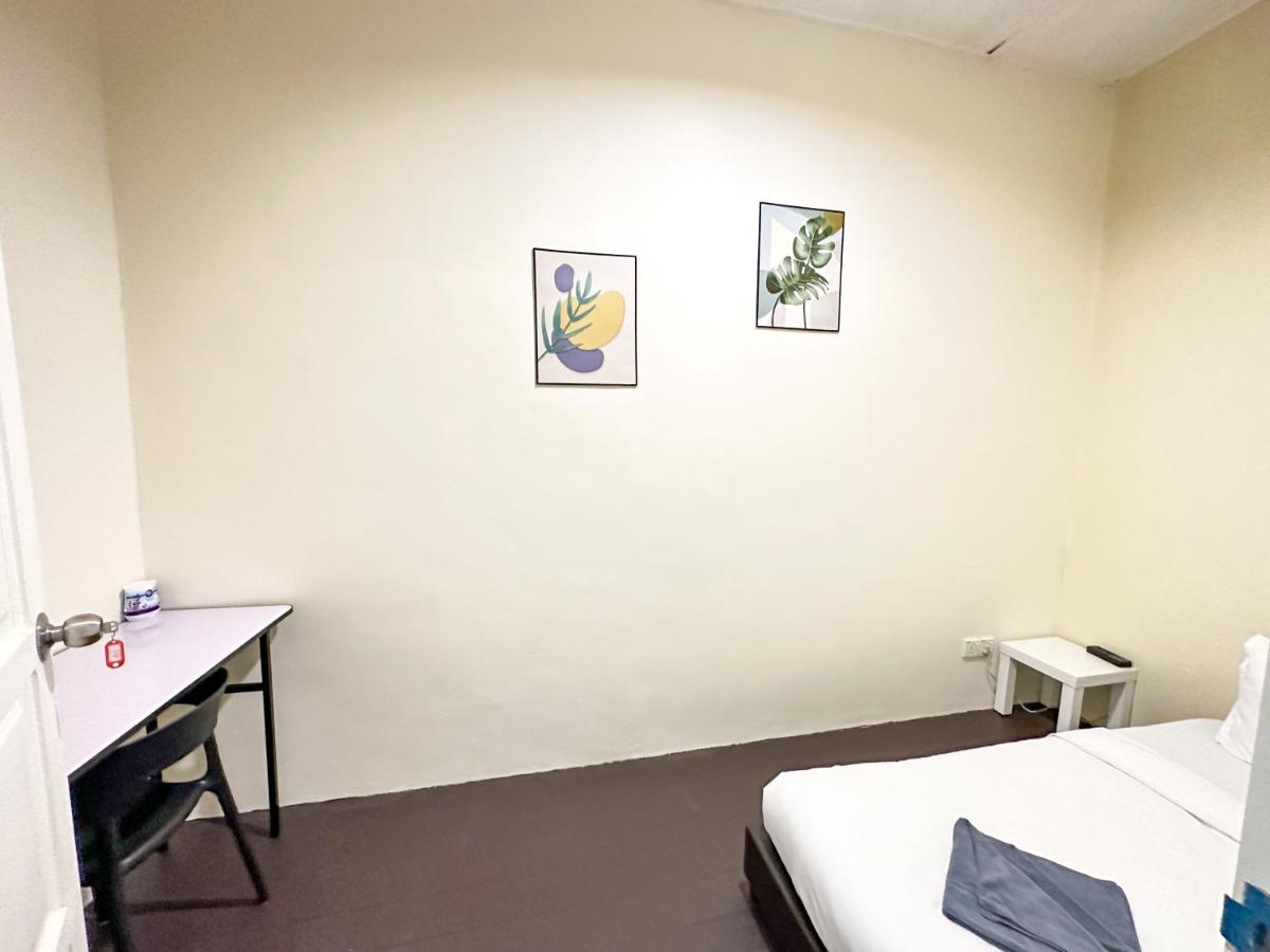 22A Hostel George Town Bagian luar foto